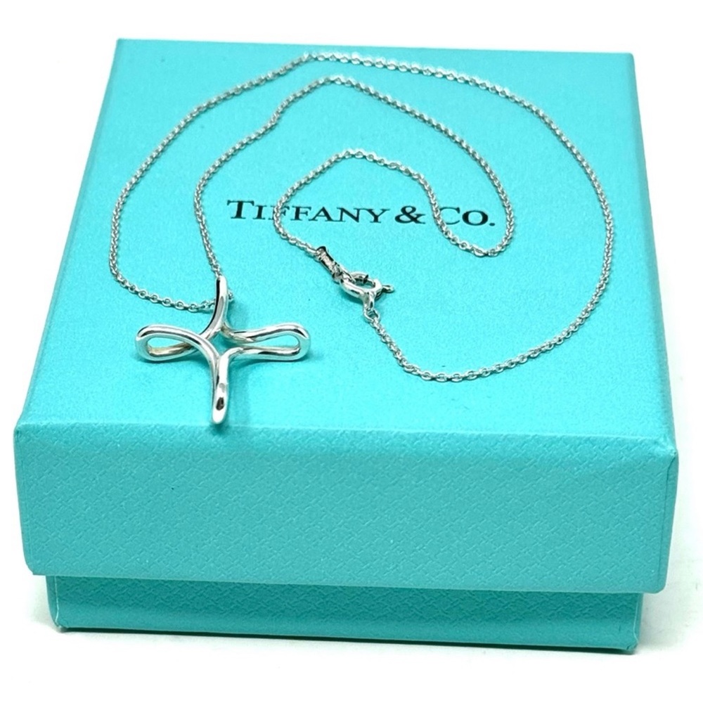 Authentic Tiffany & Co. Elsa Peretti Silver Infinity Necklace - Picture 9 of 15